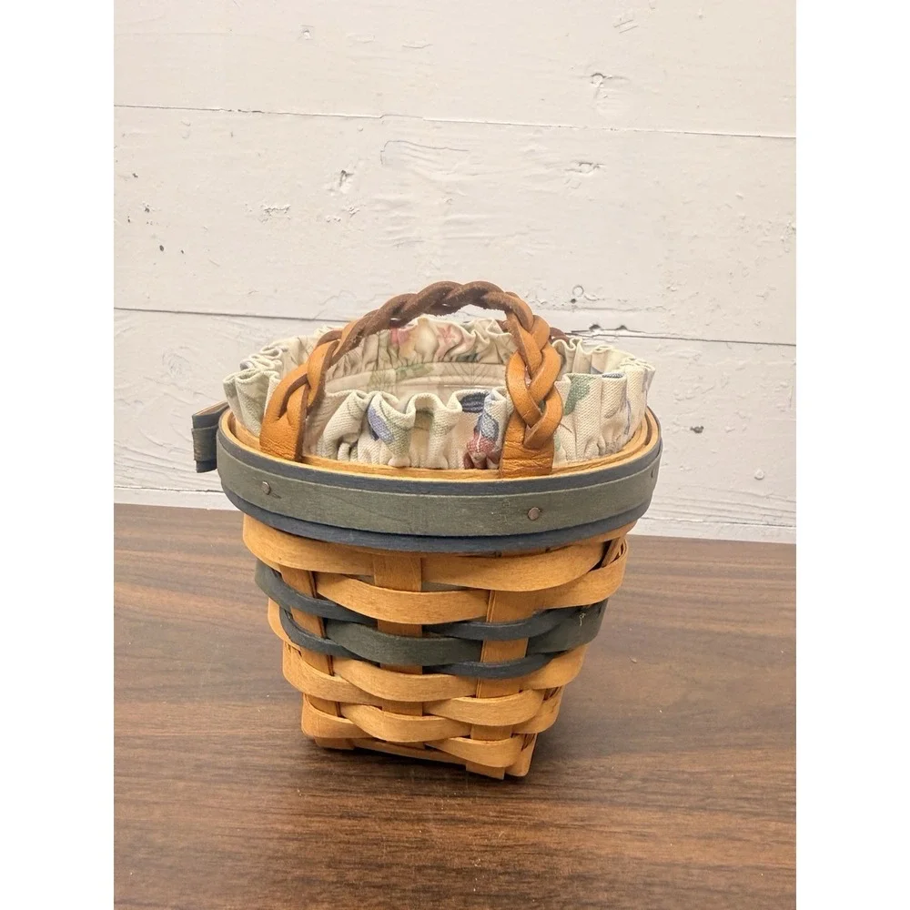 Longaberger Renewal Basket 1999 Floral Botanical Fabric & Plastic Liner